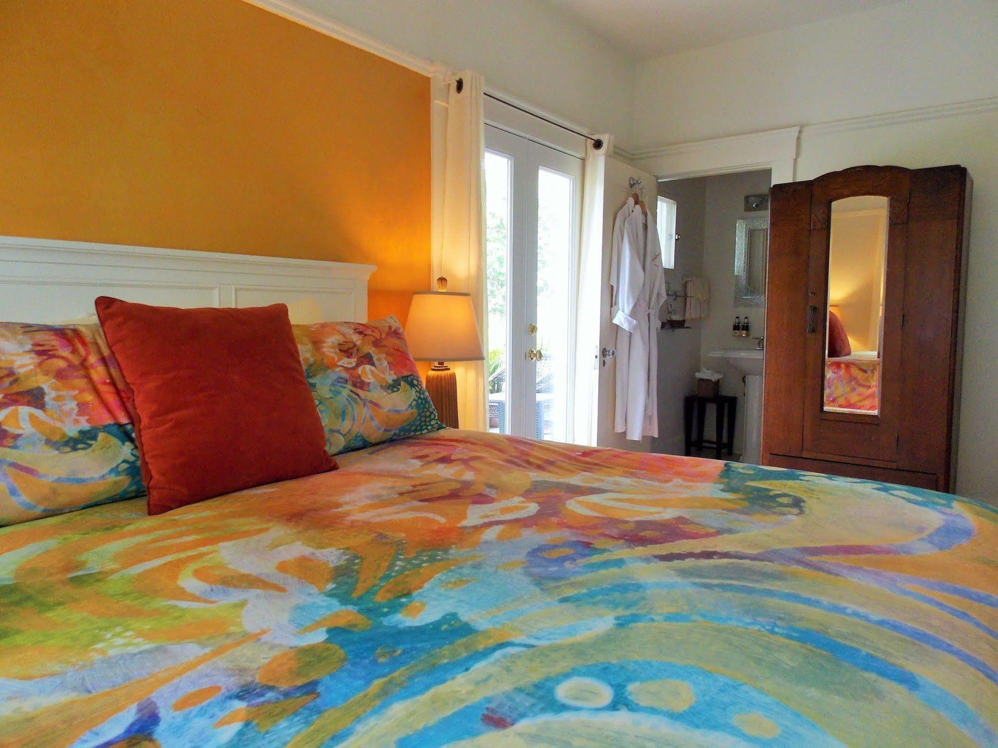 Casa Bella Inn Kenwood Екстер'єр фото